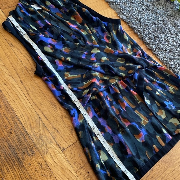 CAbi 3077 Flaunt Wrap Sleeveless Tank Blouse Size Medium - Picture 8 of 11